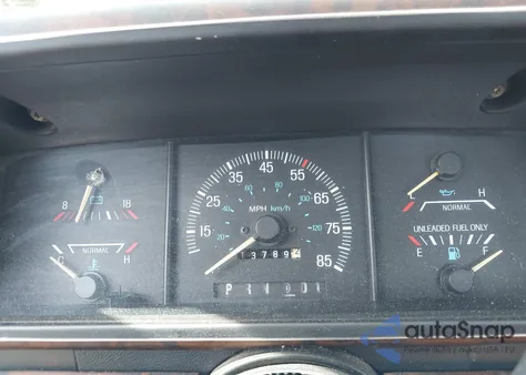 1989 Ford F150 z USA, uszkodzony, nr VIN 1FTDF15N1KNA99914